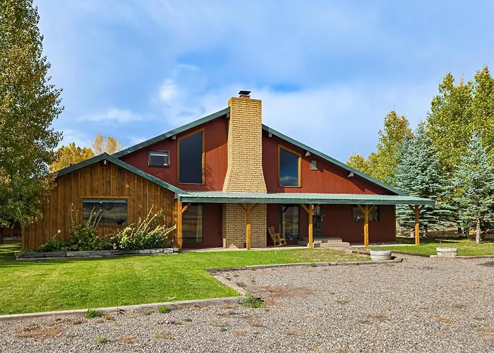 Pioneer Ridge Main House