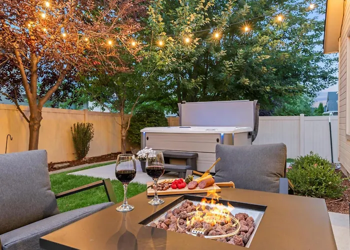 Topgolf Hot Tub Retreat Bbq Firepit
