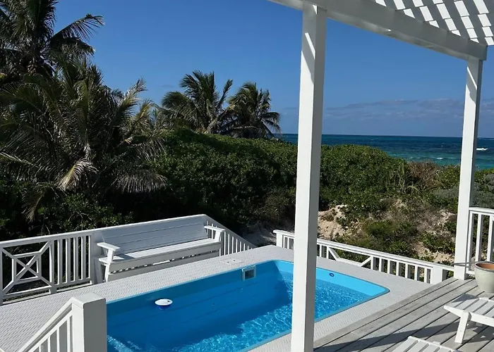 Salt House , Green Turtle Cay Bahamas