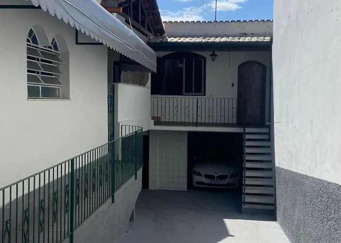Quarto Individual Em Casa Na Area Nobre De Juiz De Fora