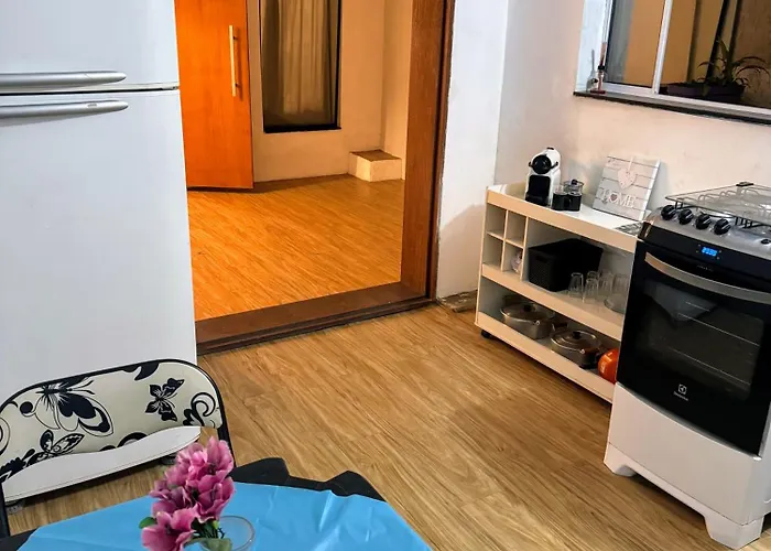 Quarto aconchegante no Jardim Faculdade