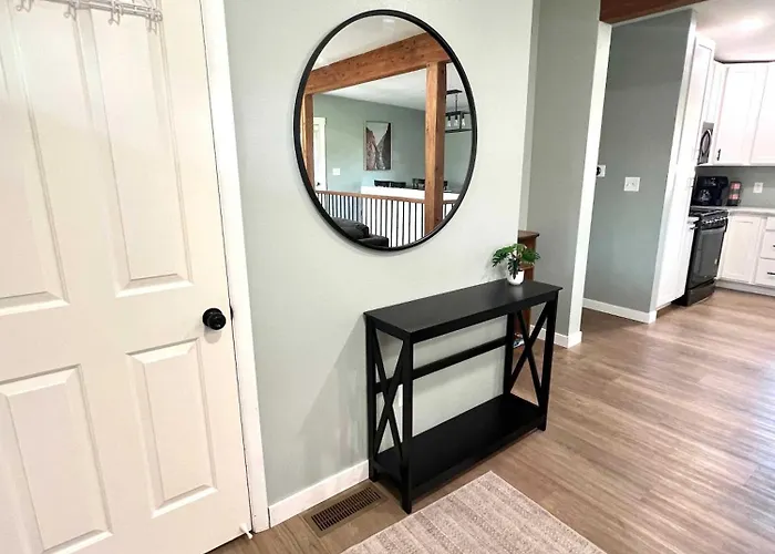 Park Home- Parkside Haven For Families & Pets