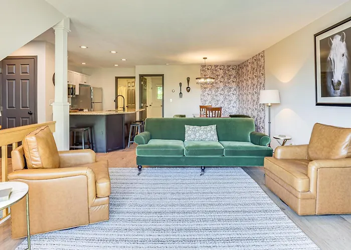 Galena Townhome W/ Indoor Pool Access & Views