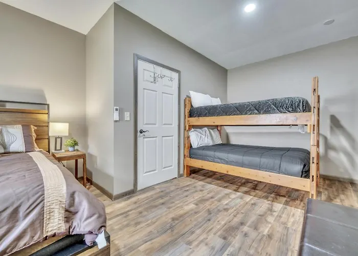 Redmore Lakefront Retreat On East Lake Okoboji