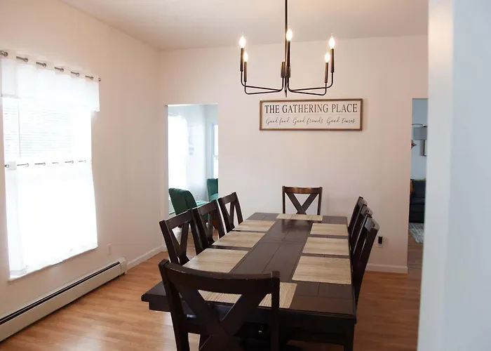 Heron Hideaway Game Room Within Walking Distance To Hws & Seneca Lake