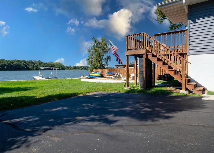 3Bed 2Bath Luxury Lake House On Myers Bay Private Pier Beach Firepit And Deck