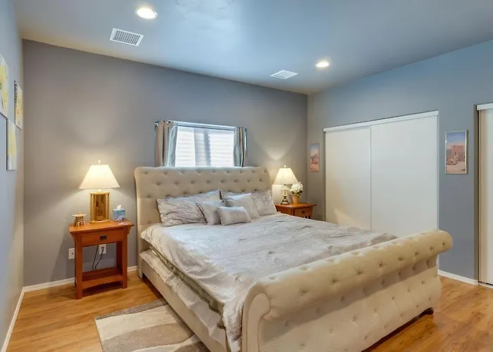 3Br 2Ba Kingman Home W Patio Fire Pit