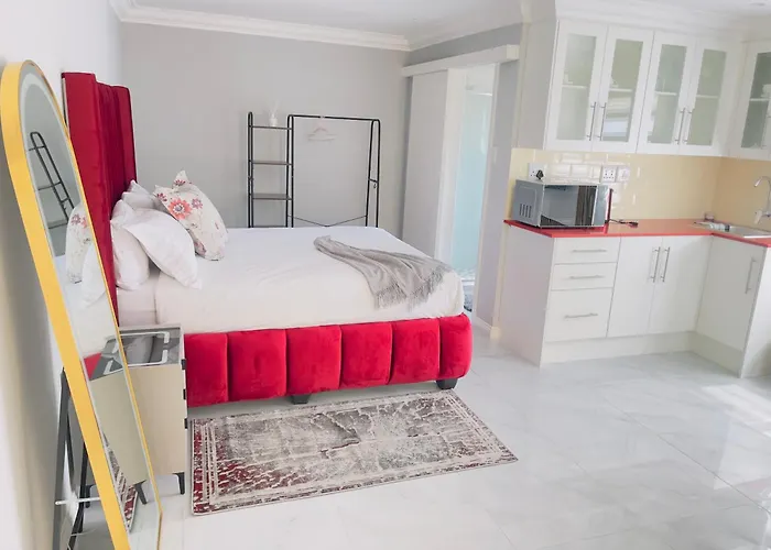 The Airport Terminal Guesthouse
