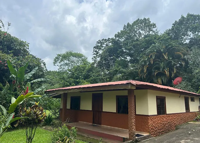 Peaceful Jungle Home, River Access, Arenal Views