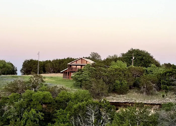 Cliffside Cabin @ High Hope Ranch Cowboy Pool!