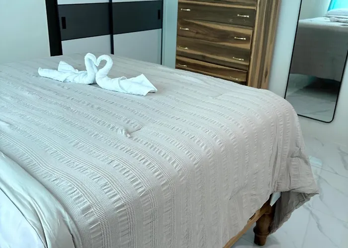Stylishluxury Stay-Phoenix Park