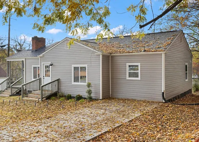3Br House In Neighborhood With Etsu, Jcmc, Va