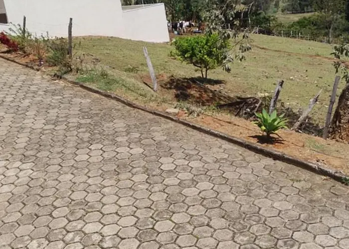 Casa da SU no meio da natureza
