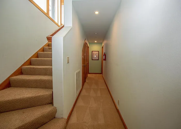 Snow Crest By Hauserman Rentals