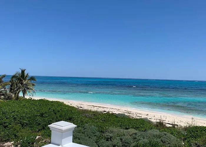 Salt House , Green Turtle Cay Bahamas