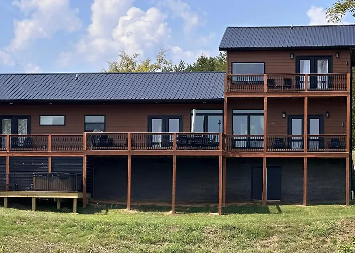 Lake & Mountain Views Every Room In The House!