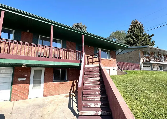 Park Home- Parkside Haven For Families & Pets