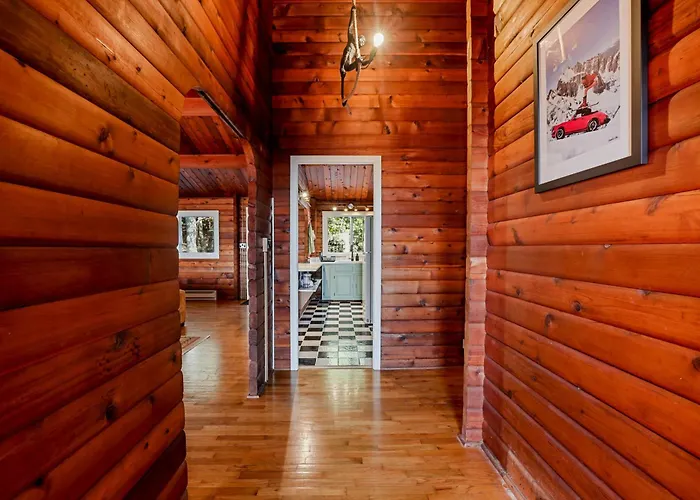 Iconic Chalet With Sauna, Hot Tub, Fire Pit, Plunge