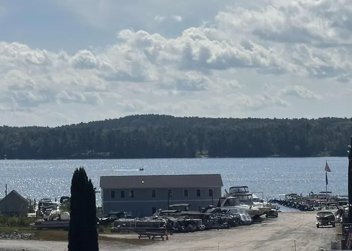 Naples Village Retreat - Heart Of The Lakes Region