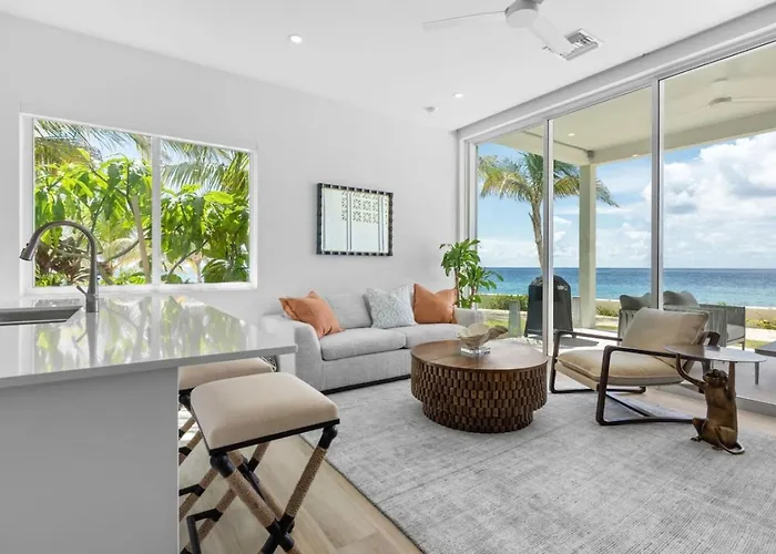 Oceanfront Sunset Patio W/ Bbq + Pool, Gym & Spa