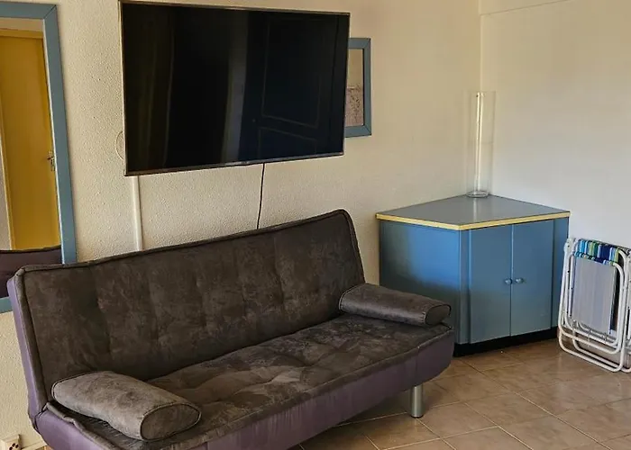 Studio Vue Mer, Plage, Bar-Restaurant Acces Conditionne A La Piscine, Parking, Location De Voitures
