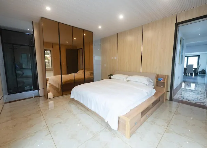 4 Bedroom Beachfront Condo With Private Pool D21