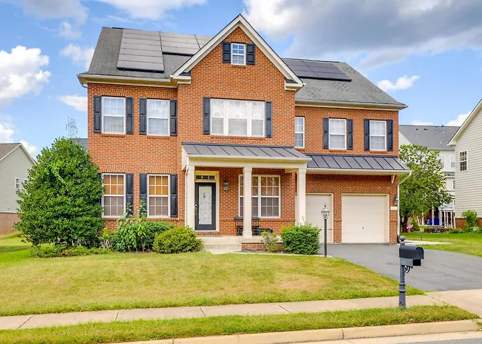 Pets Welcome! Cozy Family Apartment In Sterling