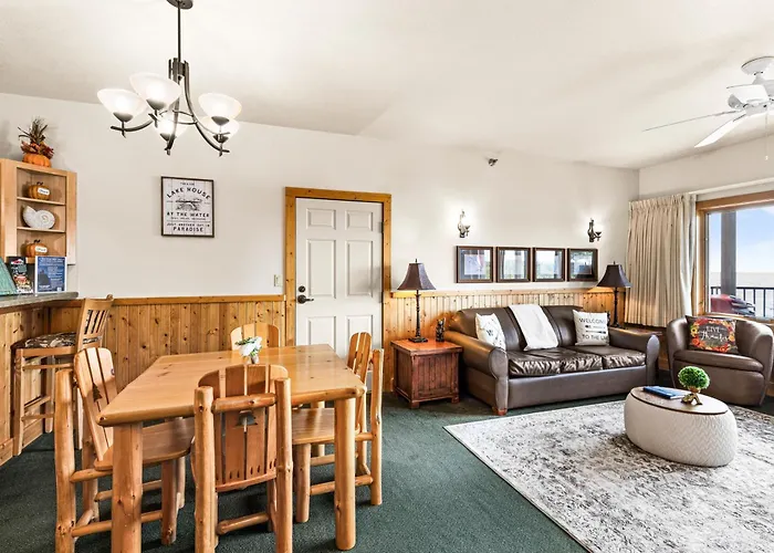 Majestic Lake Views 1Br King Suite And Heated Pools
