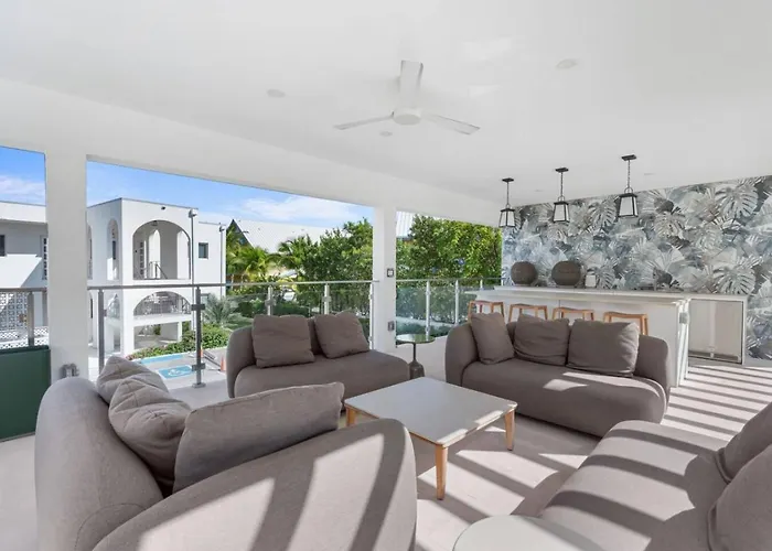 Oceanfront Sunset Patio W/ Bbq + Pool, Gym & Spa