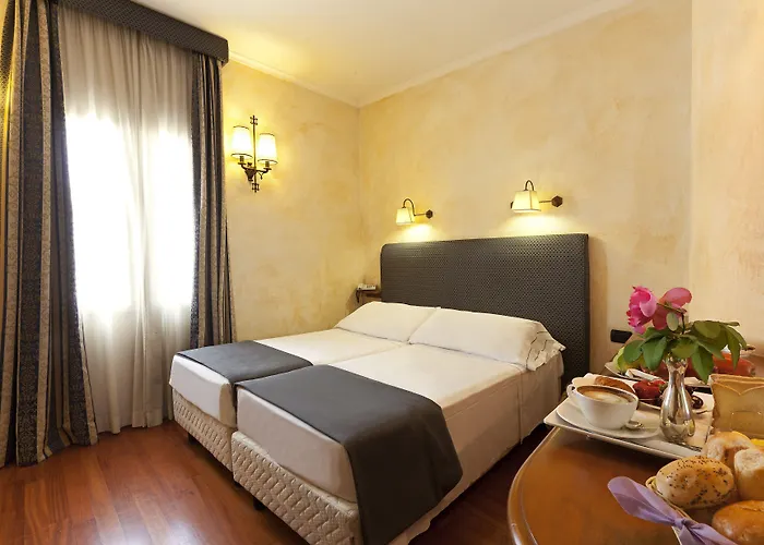 Hotel La Fenice Rome