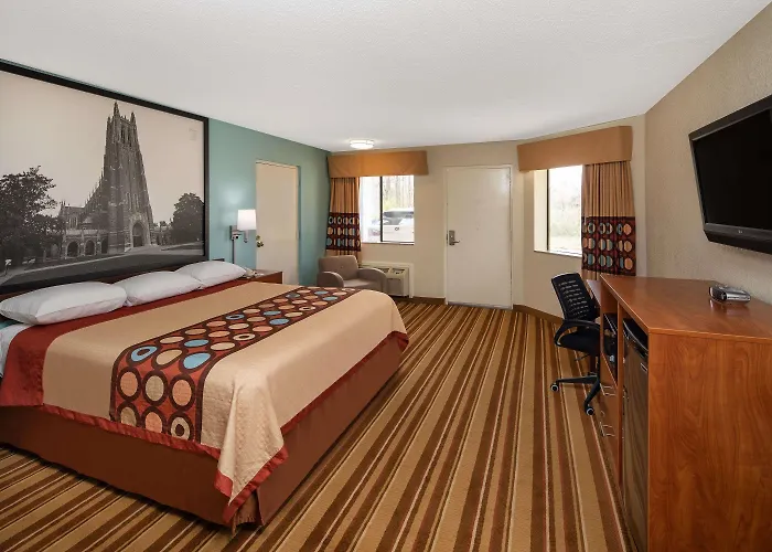 Super 8 By Wyndham Burlington Nc