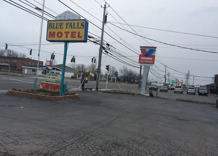 Blue Falls Motel