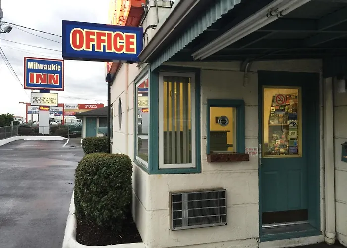 Milwaukie Inn Portland South