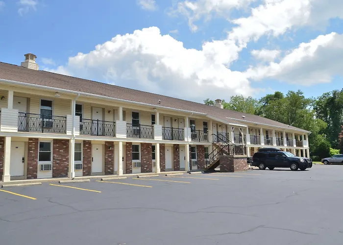 Econo Lodge Sturbridge Route 20