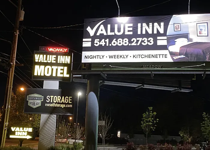 Valueinn Eugene - Airport