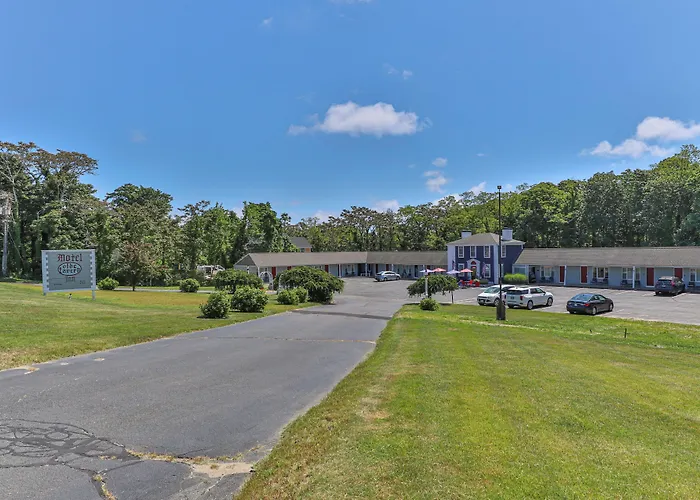 Olde Tavern Motel And Inn - Cape Cod