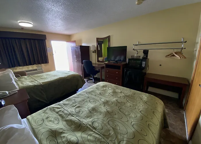 Budget Host Inn - Baxley