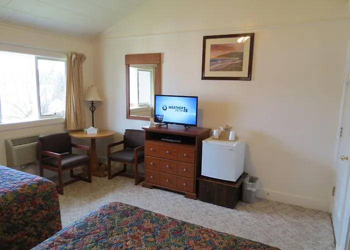 Hickory Grove Motor Inn - Cooperstown