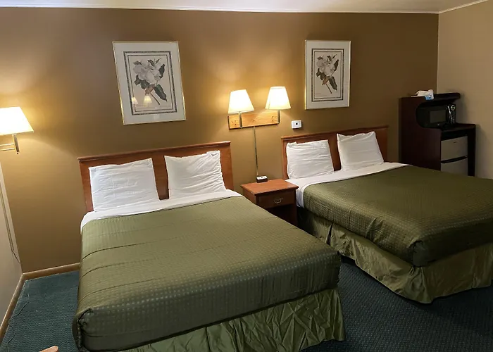 Colonial Inn