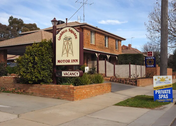 Golden Square Motor Inn