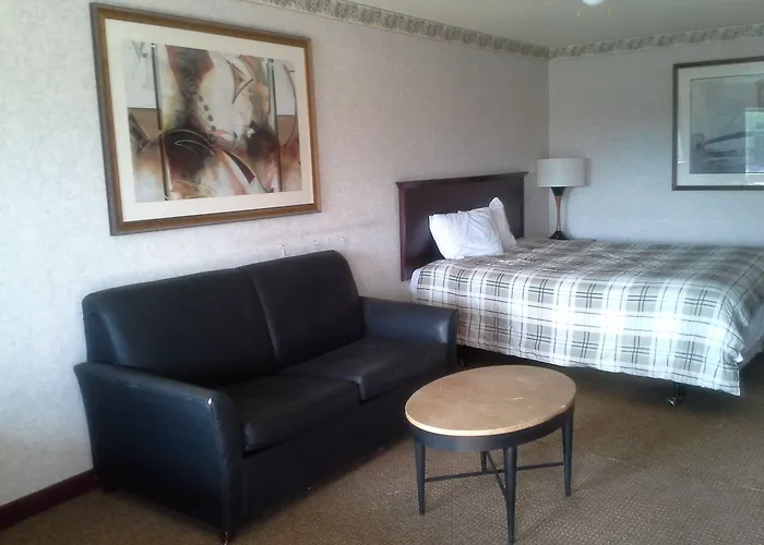 Richland Inn And Suites