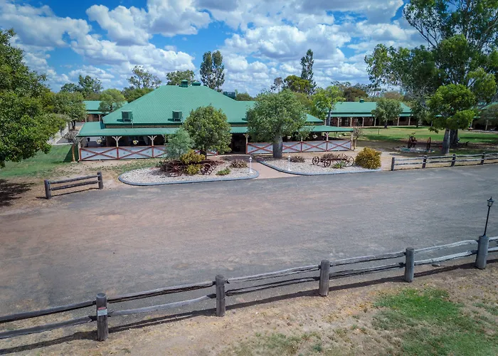 Overlander Homestead Motel