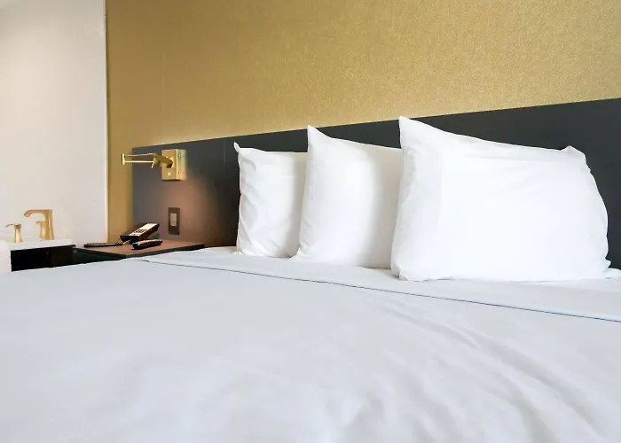 Glen Capri Inn And Suites - Burbank Universal