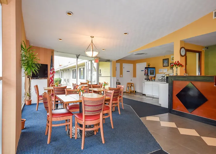 Monticello Inn- Framingham/ Boston