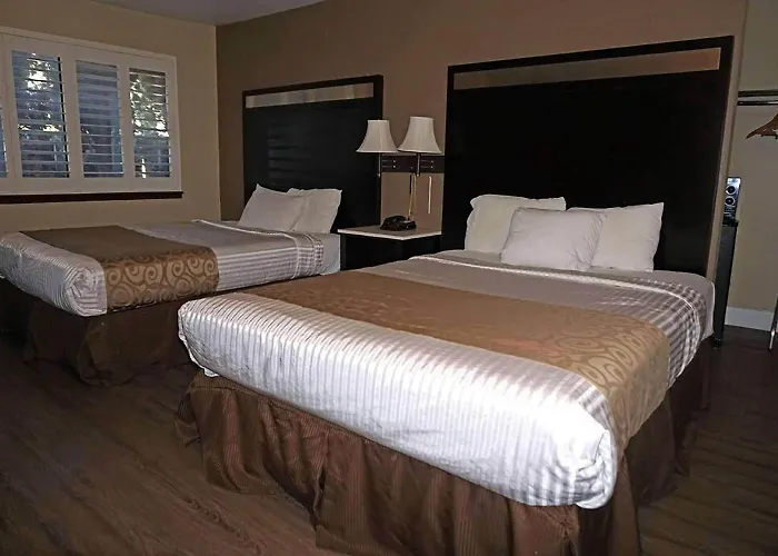 Travelodge By Wyndham Concord