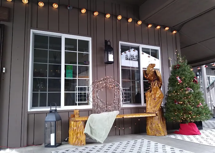 Chalet Inn