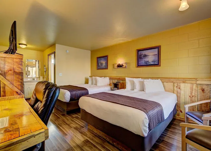 Holiday Motel And Rv Park