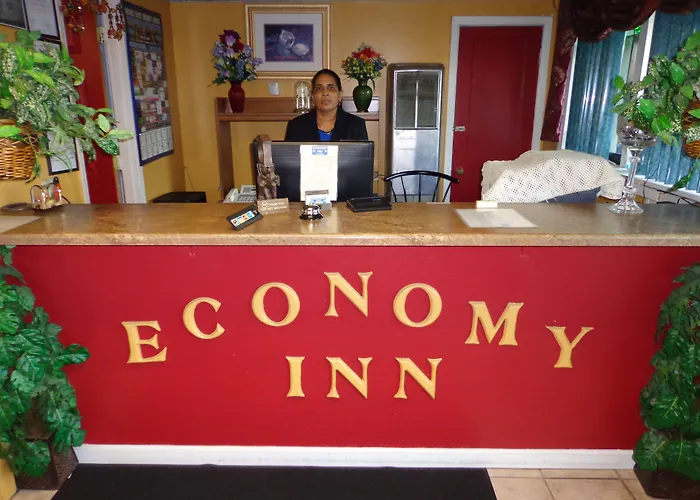 Economy Inn Express Warren