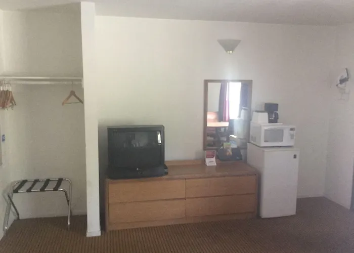 Rodeway Inn Beaumont