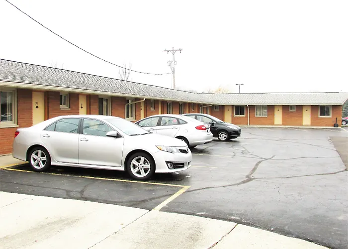 Euclid Motel